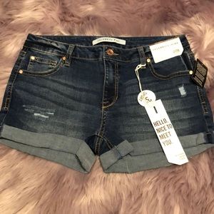 NWT Celebrity Pink Jean Shorts